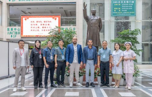 Delegasi Senior dari Sektor Kesehatan UEA Mengunjungi sinocare untuk Menjelajahi Peluang Baru dalam Kerjasama Kesehatan Cerdas