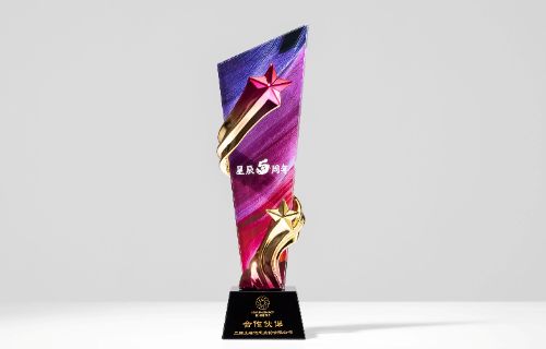 bg大游斩获星辰会“最佳合作伙伴奖” 多指标慢病检测引领智慧医疗新生态  